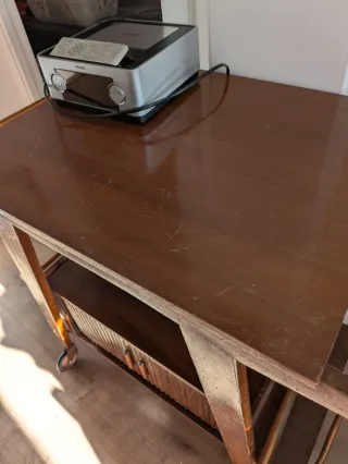 Mueble bar madera con ruedas