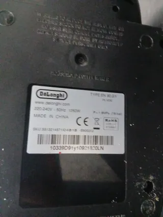 Cafetera Nespresso DeLonghi Cápsulas