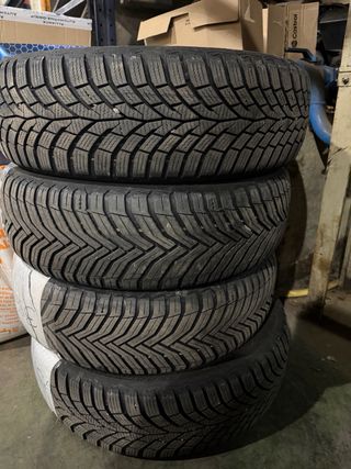Ruedas de todo tiempo, 185/65R15 92T