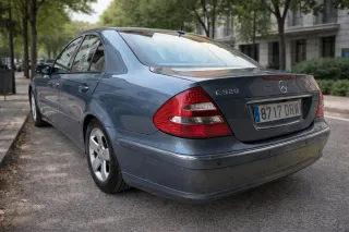 Mercedes-Benz Clase E 2005