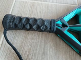 Pala Bullpadel Hack Hybrid 04