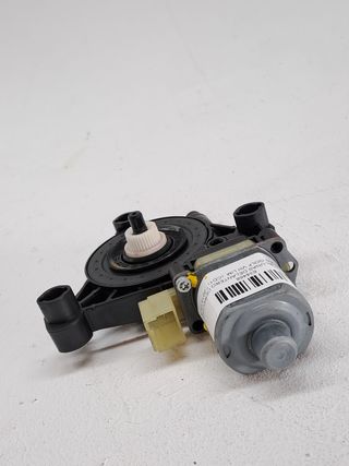 MOTOR ELEVALUNAS DELANTERO DERECHO VOLKSWAGEN GOLF VIII LIM.