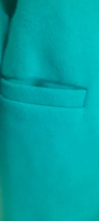 Abrigo paño Stradivarius verde