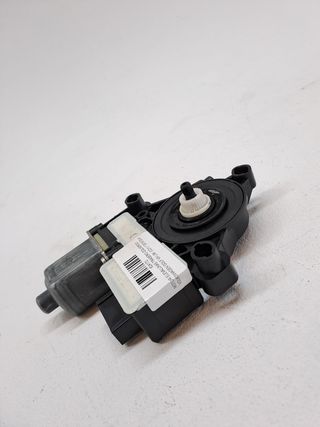 MOTOR ELEVALUNAS TRASERO IZQUIERDO VOLKSWAGEN GOLF VIII LIM.