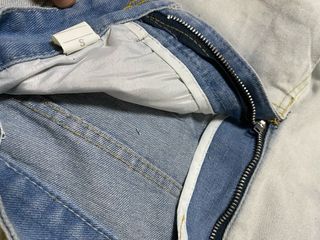 Pantalones Amiri Azules Rotos