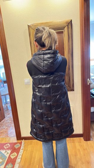 Chaleco Largo Plumas Negro