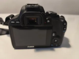 Cámara Canon EOS Rebel SL1 + Accesorios