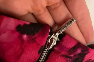 Conjunto top y falda Guess "xs"