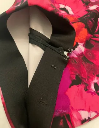 Conjunto top y falda Guess "xs"