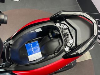 Yamaha NMAX 125 ABS Granate