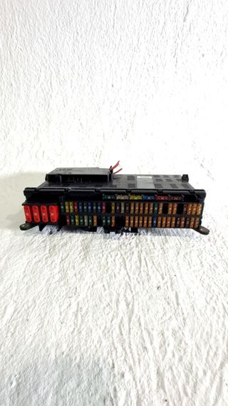 CAJA RELES / FUSIBLES BMW X5 (E53)