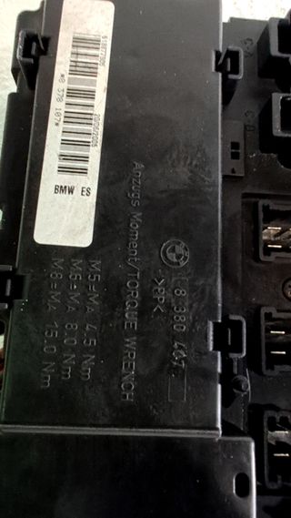 CAJA RELES / FUSIBLES BMW X5 (E53)