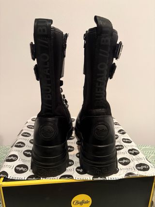 Botas Buffalo Negras Plataforma