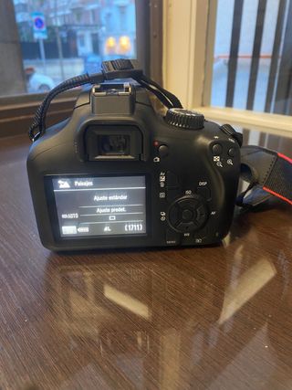 Canon EOS 4000D Cámara Digital Negra