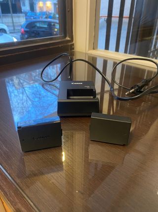 Canon EOS 4000D Cámara Digital Negra