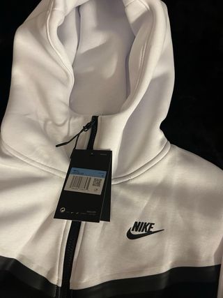 Chaqueta Nike Tech Fleece Talla M