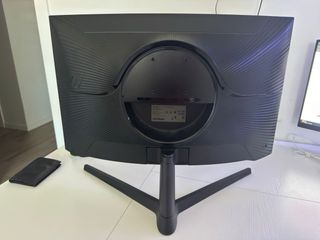 Monitor Gaming Samsung Curvo.