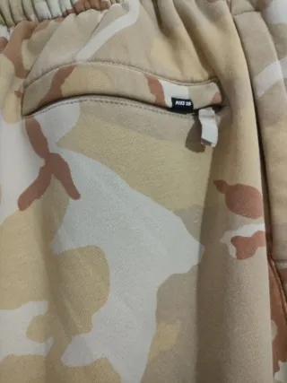 Pantalón camuflaje Nike desierto