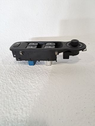 MANDO ELEVALUNAS DELANTERO IZQUIERDO RENAULT GRAND MODUS