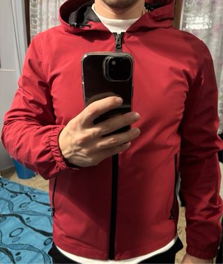 Giacca primaverile rossa