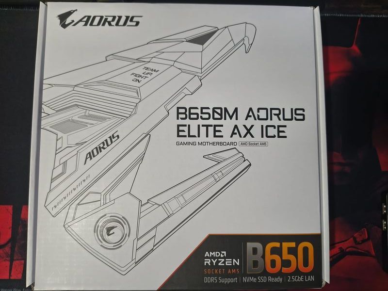 Gigabyte B650M AORUS ELITE AX ICE Micro ATX AM5