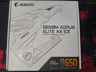 Gigabyte B650M AORUS ELITE AX ICE Micro ATX AM5