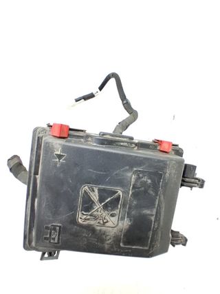 CAJA RELES / FUSIBLES CITROEN C4 GRAND PICASSO (3)