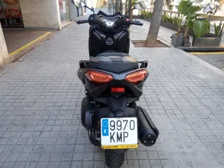 Yamaha XMAX 125cc con 1 año de garantía