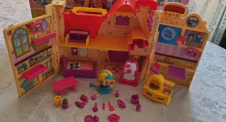 Casa de muñecas con accesorios Pinypon