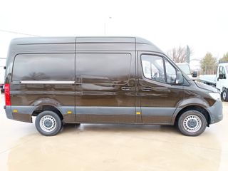 Mercedes-Benz Sprinter 314CDI FURGON MEDIO 143CV