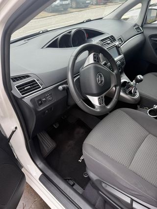 Toyota Verso 2014