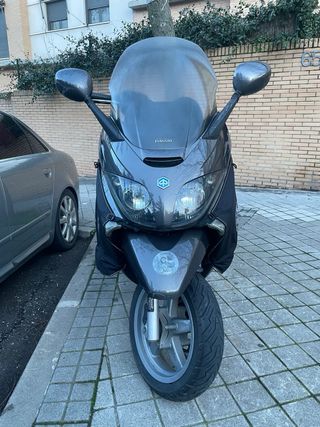 Piaggio X-EVO 250 con avería