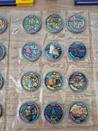 Medallas Yokai (2 legendarias) + 2 Guías oficiales