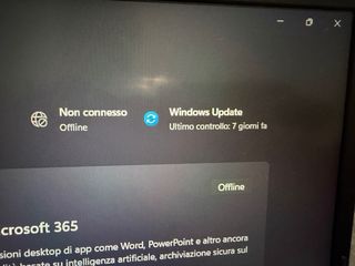 MSI Modern 15 i3 8GB RAM 512GB SSD