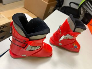 Botas de esquí infantiles talla 18.5