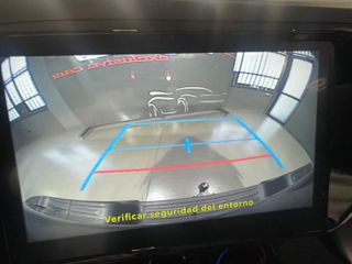 TOYOTA Hilux 2.4 D4D Cabina Doble GX HVO100