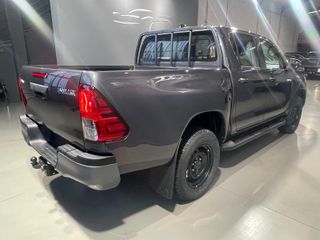 TOYOTA Hilux 2.4 D4D Cabina Doble GX HVO100