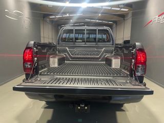 TOYOTA Hilux 2.4 D4D Cabina Doble GX HVO100
