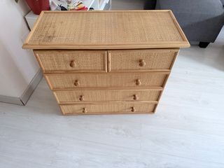 Cómoda de Rattan y Madera
