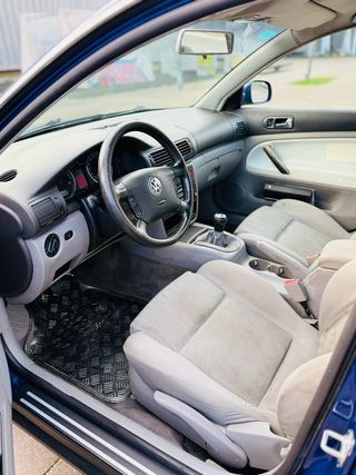 Volkswagen Passat 2003