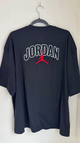 Camiseta Jordan Oversize Negra Talla M