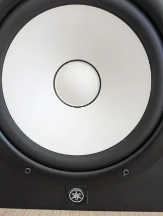 Yamaha HS8 - Pareja Monitores Activos