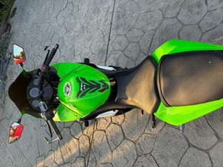 Kawasaki Ninja 250 RMoto deportiva