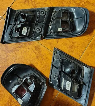 Pilotos Traseros Nissan Primera 1997