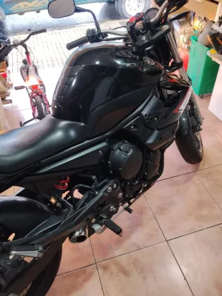 Yamaha XJ6 A2