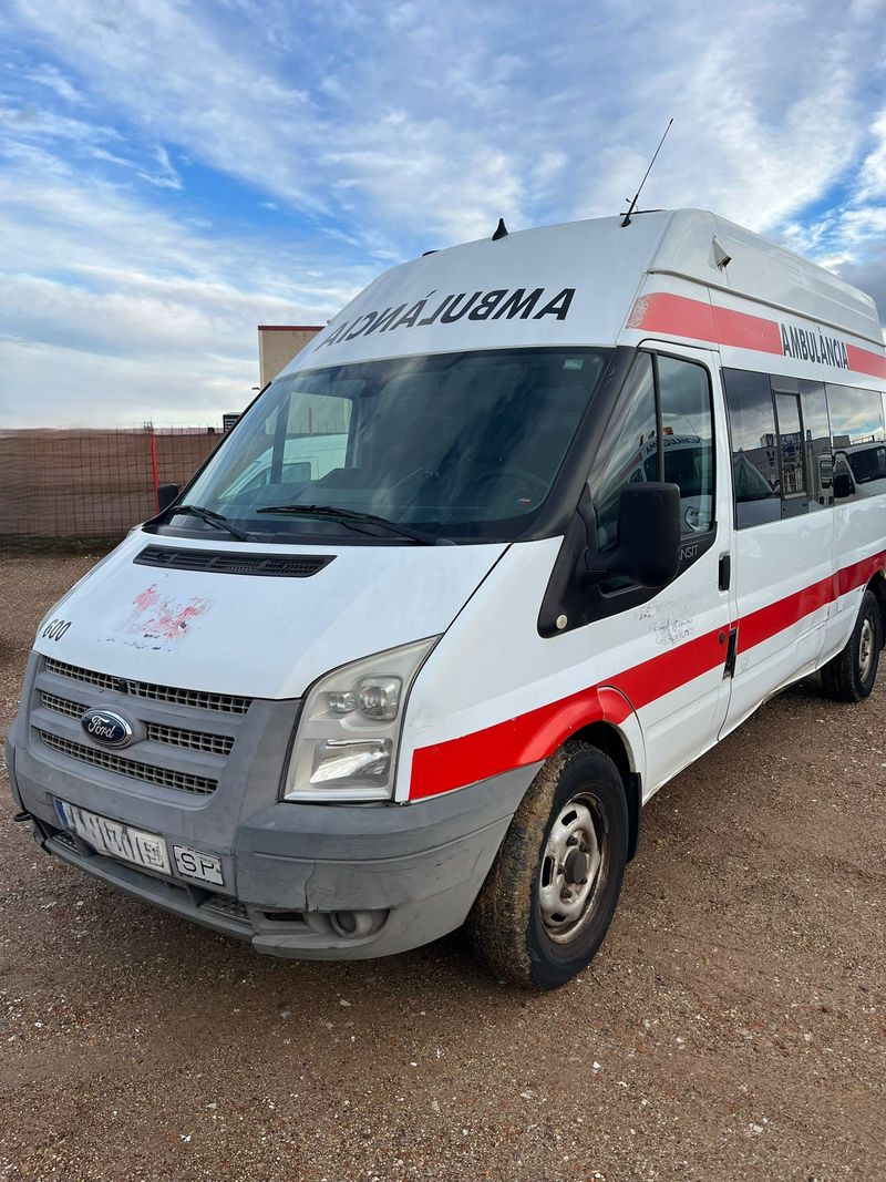 Ford Transit L2H2 - 8 plazas - 2013 - foto 1