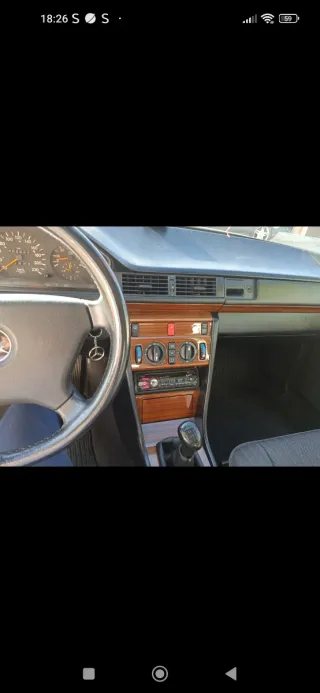 Mercedes-Benz 300D 1992