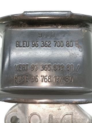 SOPORTE MOTOR DERECHO PEUGEOT PARTNER KOMBI