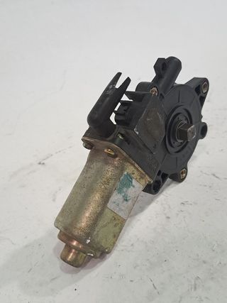MOTOR ELEVALUNAS DELANTERO DERECHO NISSAN X-TRAIL (T31) (2)