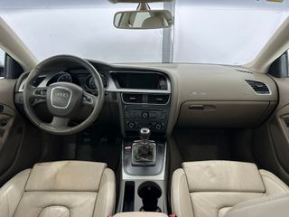 Audi A5 2009 ¡173.000KMS + ETIQUETA C!
